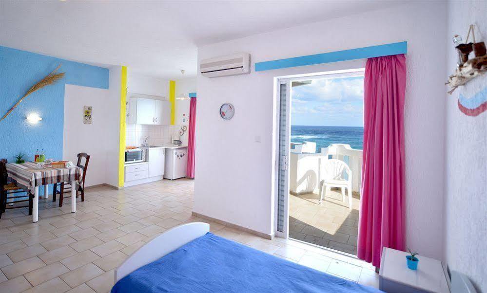 Arlen Beach Hotel Hersonissos  Exterior photo